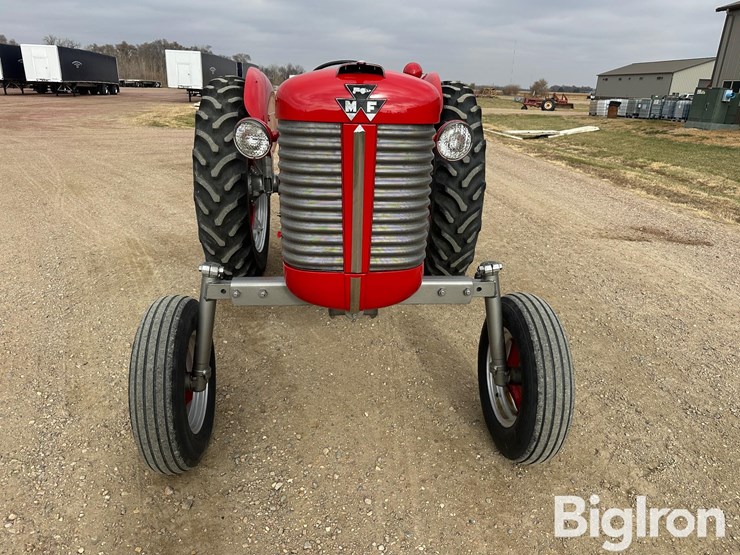 massey-ferguson-65-image-2