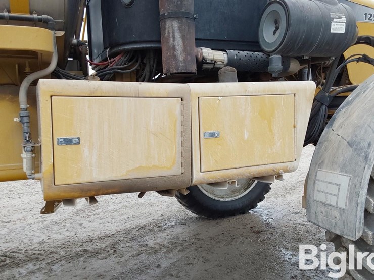 ag-chem-rogator-1254-image-16