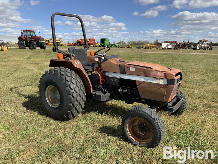 case-ih-275-image-3