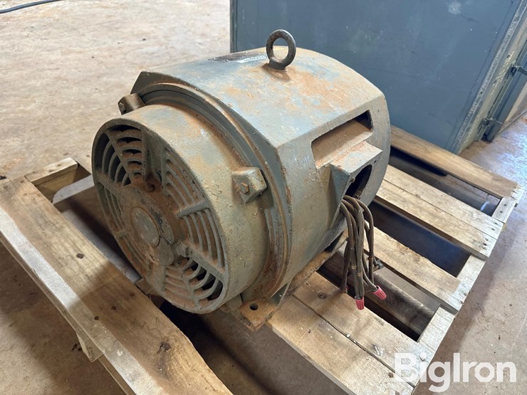 toshiba-3-phase-electric-motor-image-5