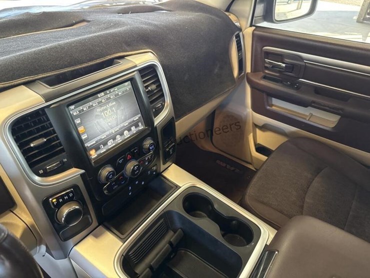 2017-ram-1500-lone-star-image-24