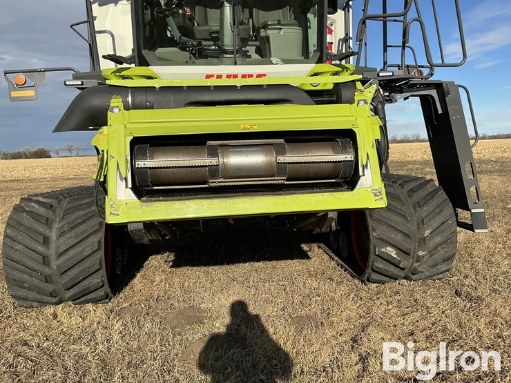 claas-lexion-8700tt-image-11
