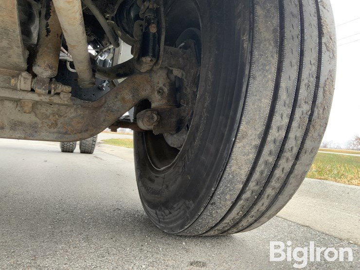 ford-f750-xl-image-12