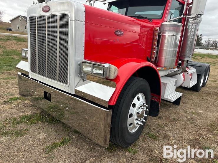 2007-peterbilt-379-image-19