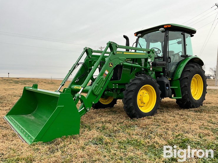 2024-john-deere-540m-image-1