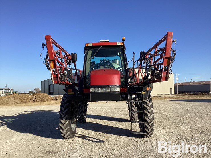 2012-case-ih-patriot-3330-image-10