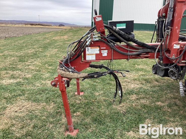 2010-case-ih-1250-image-10