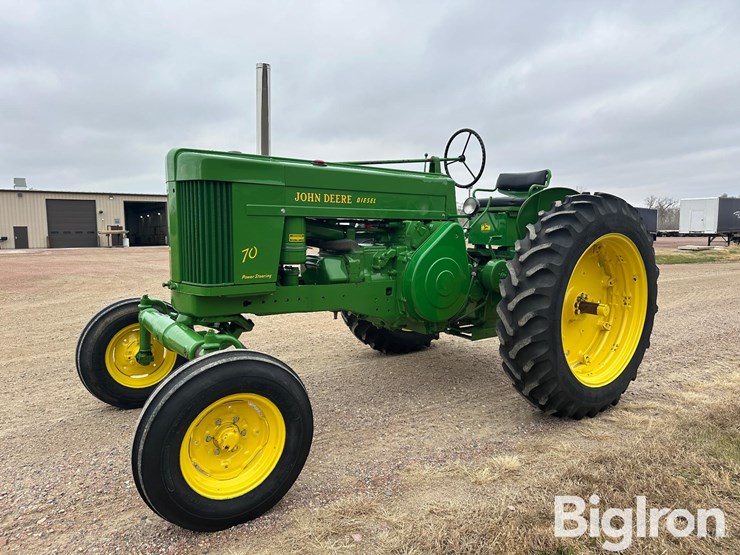 john-deere-70-image-1