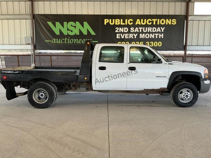 2005-gmc-sierra-3500-image-1