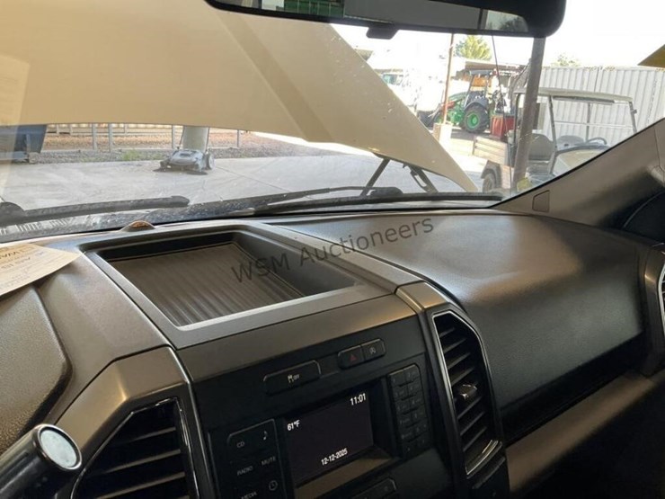 2017-ford-f150-image-19