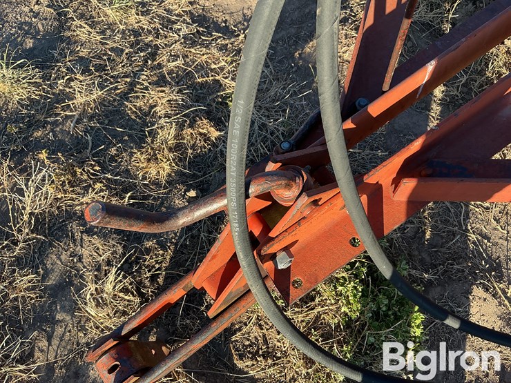 international-370-image-11