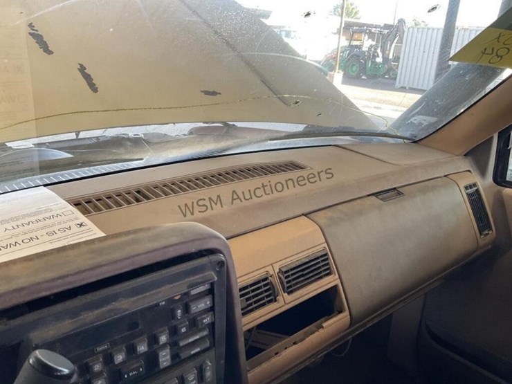 1988-chevrolet-2500-image-17