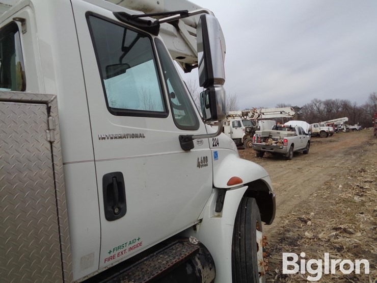 international-durastar-4400-image-12