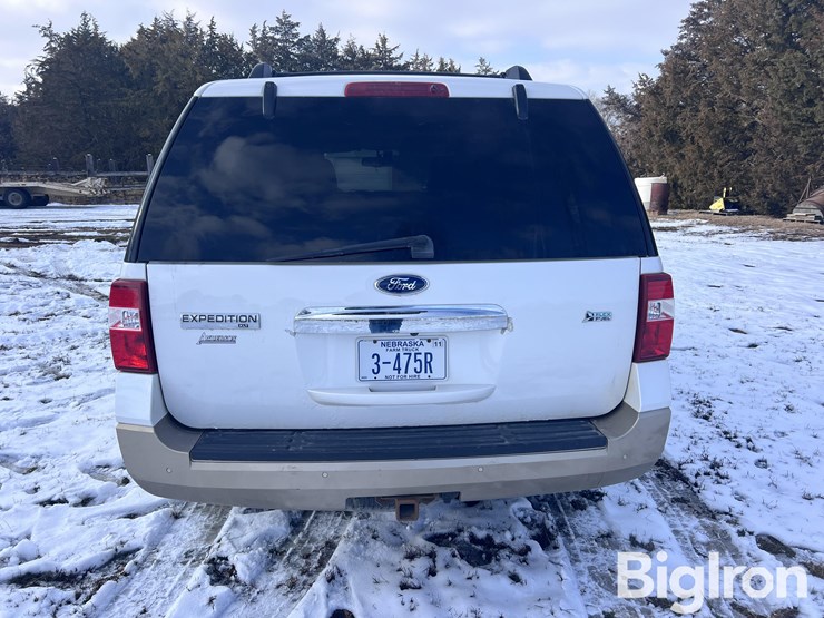 ford-expedition-xlt-image-6