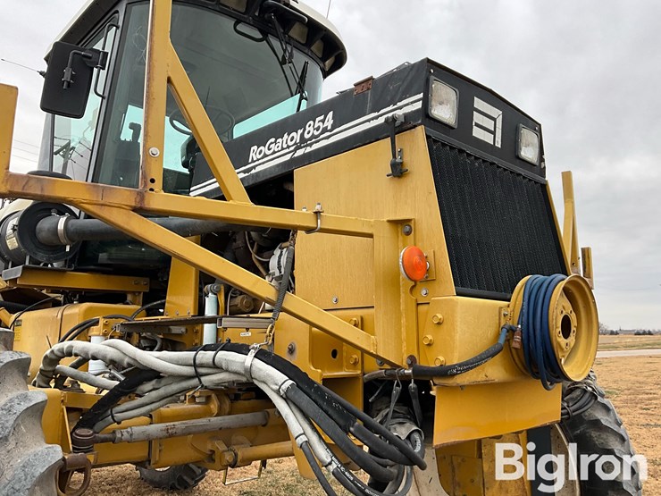 ag-chem-rogator-854-image-16