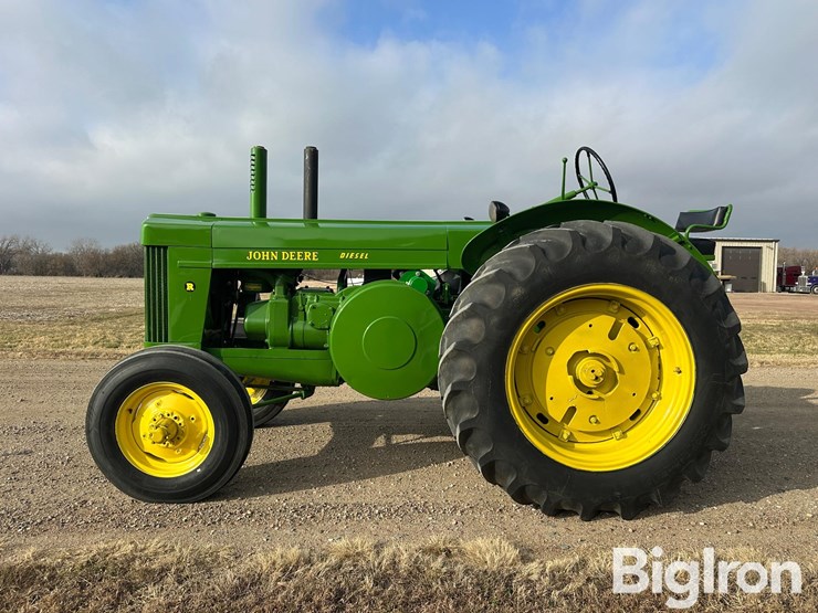 john-deere-r-image-8