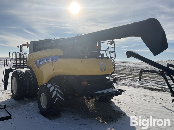 new-holland-cr8090-image-7