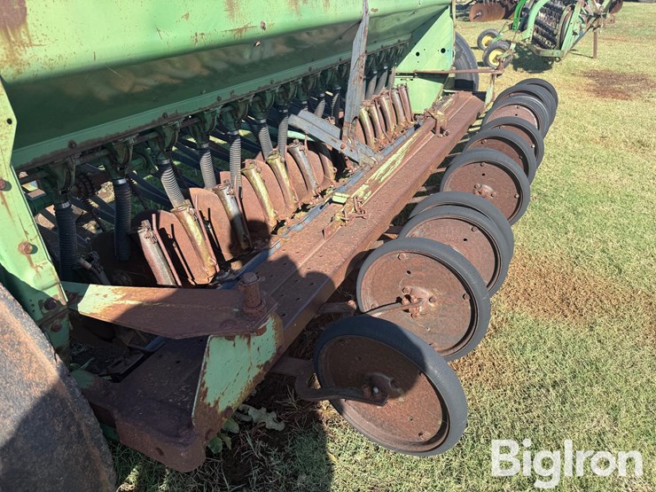 john-deere-8200-image-14