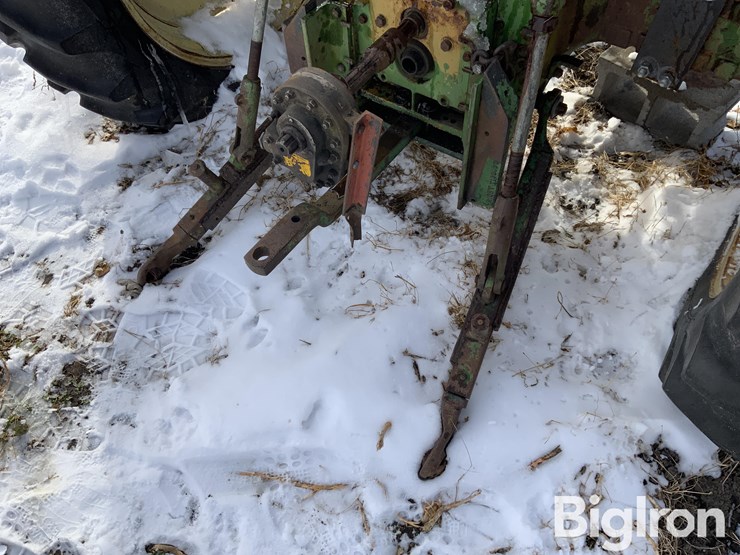 john-deere-2010-image-17