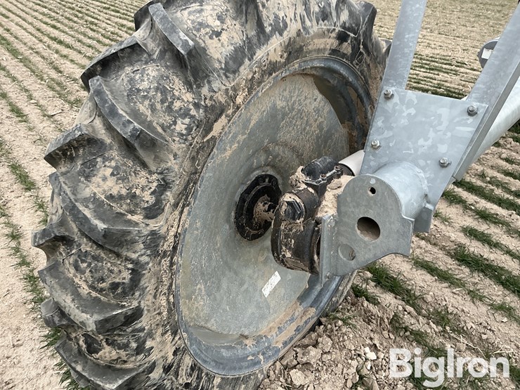 2013-valley-center-pivot-image-17