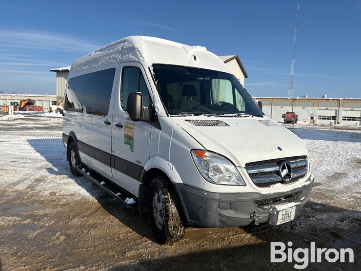 mercedes-benz-sprinter-2500-image-3