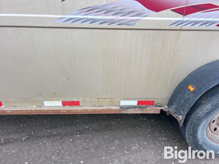 2003-titan-trailer-image-19