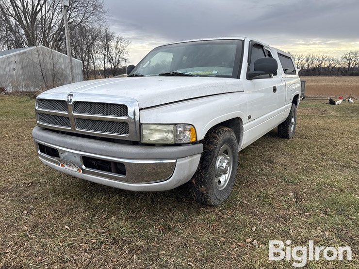 dodge-ram-2500-image-1