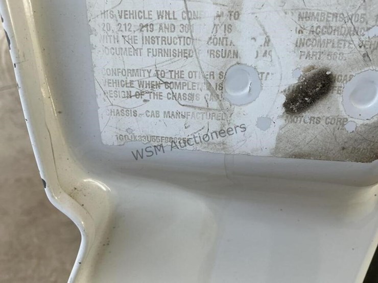 2005-gmc-sierra-3500-image-17