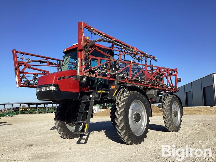 2012-case-ih-patriot-3330-image-1