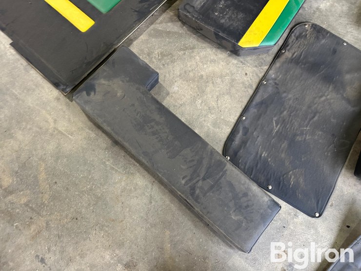 peterbilt-379-image-18