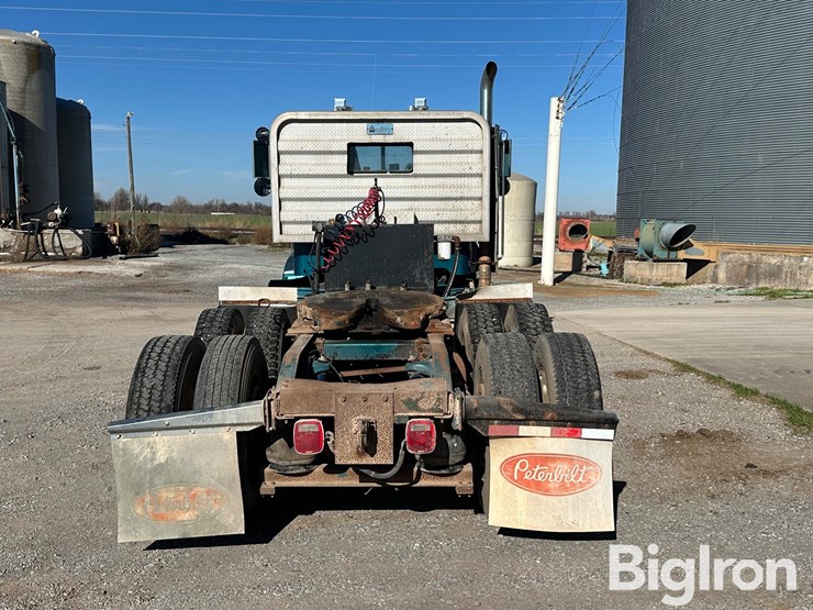 peterbilt-377-image-6