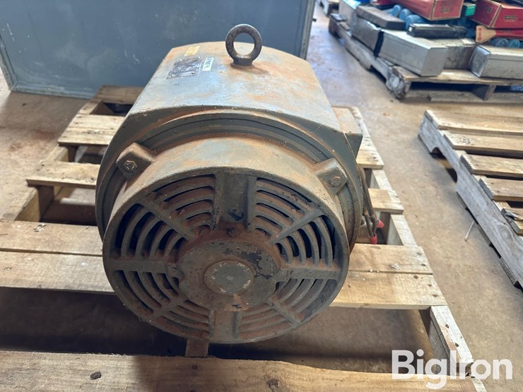 toshiba-3-phase-electric-motor-image-6