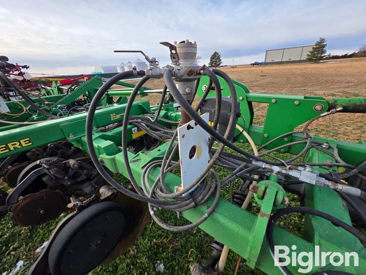 john-deere-2510h-image-16