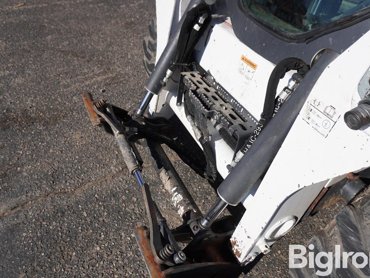 2019-bobcat-s570-image-13