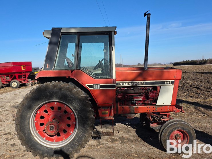 international-886-image-4