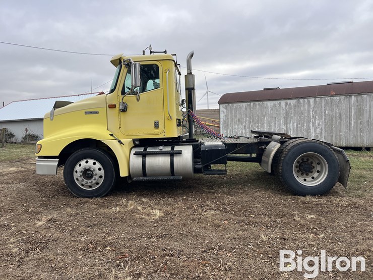 international-2001-image-8