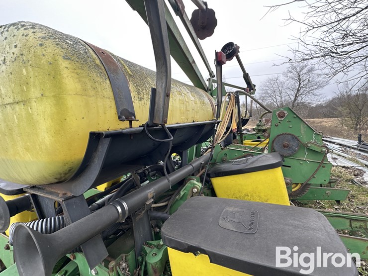 john-deere-1760-image-15