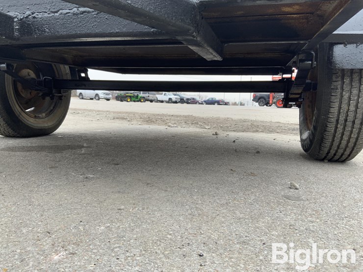 miller-bobcat-225-image-11