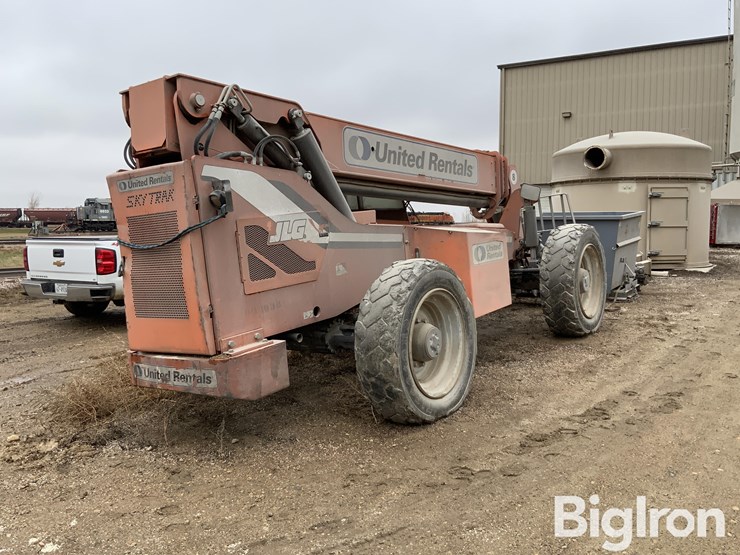 2012-sky-trak-8042-image-5