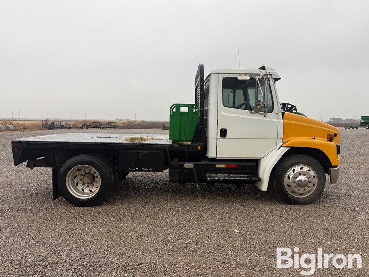 freightliner-fl60-image-4