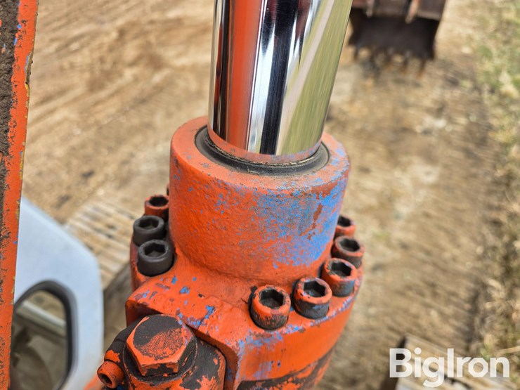 hitachi-ex120-2-image-10