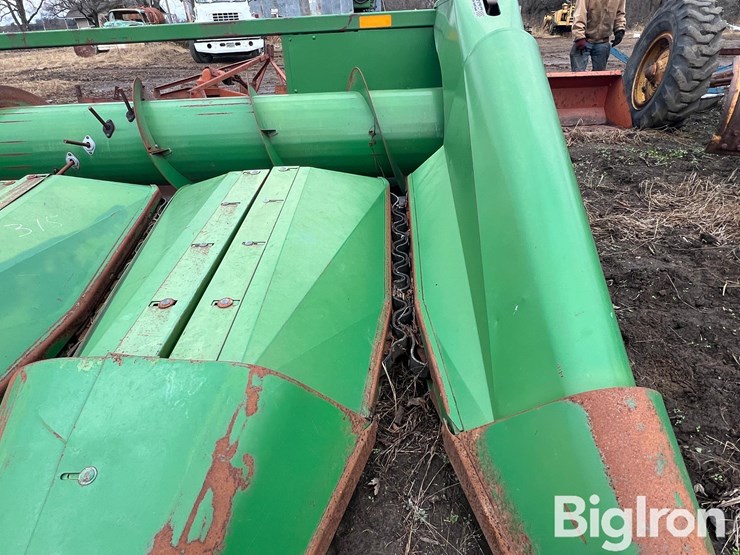 john-deere-454a-image-10