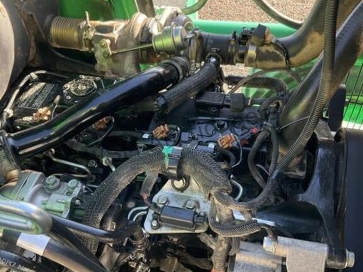 2018-deere-310l-ep-image-13