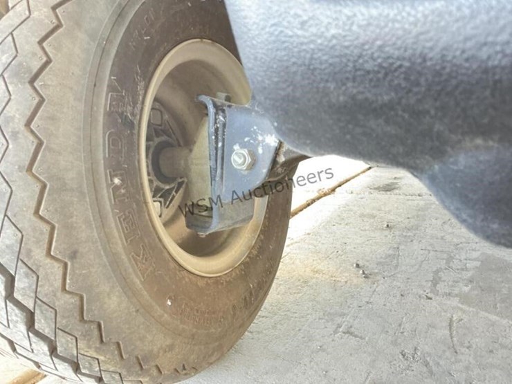 2008-yamaha-ydre-golf-cart-image-16