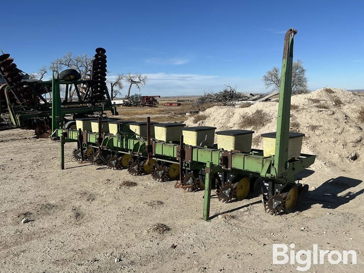 john-deere-7100-image-1