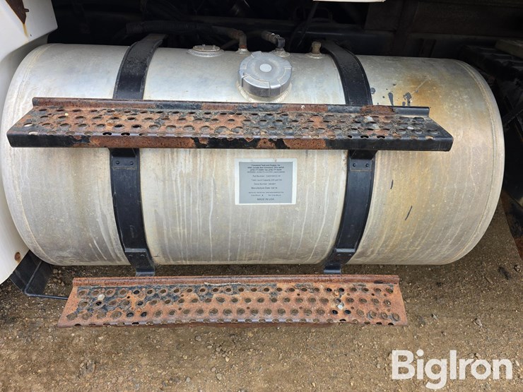 1999-international-9100-image-10