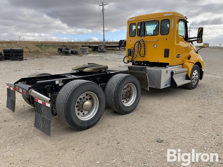 2021-kenworth-t680-image-5