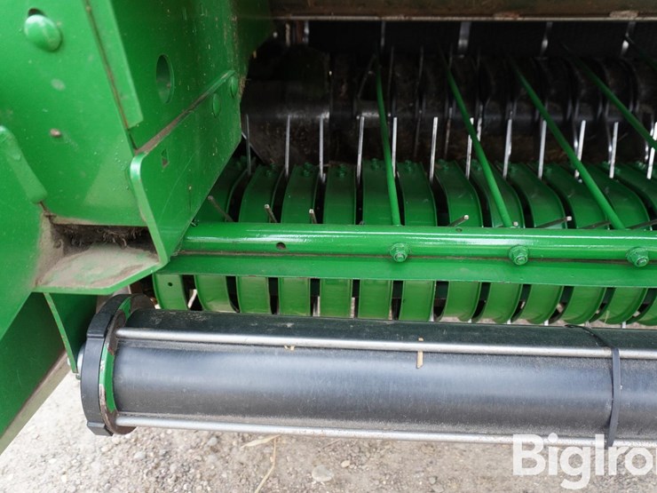 2024-john-deere-561m-image-20