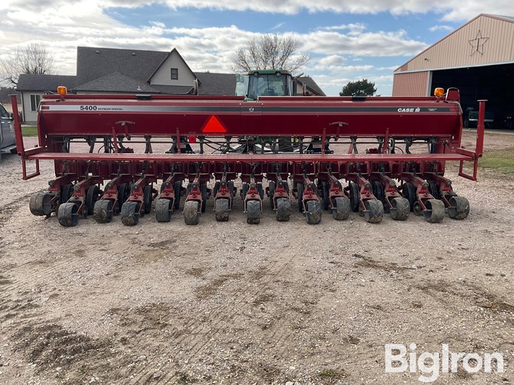 case-ih-5400-image-6
