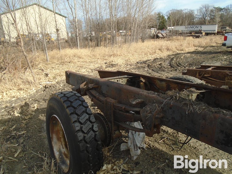 international-4700-image-17